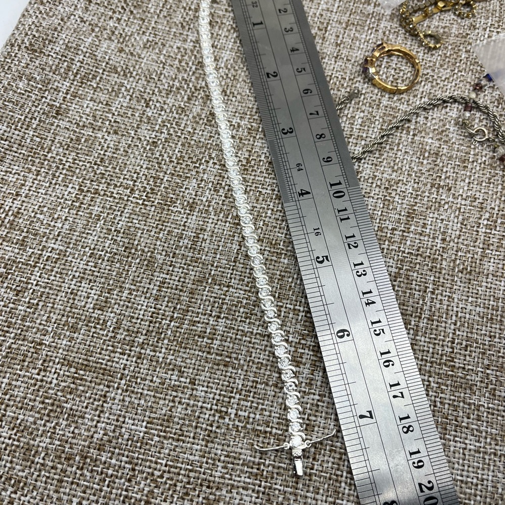 Vintage 7” Sterling Silver CZ Tennis Bracelet – Timeless Sparkle - Picture 16 of 17
